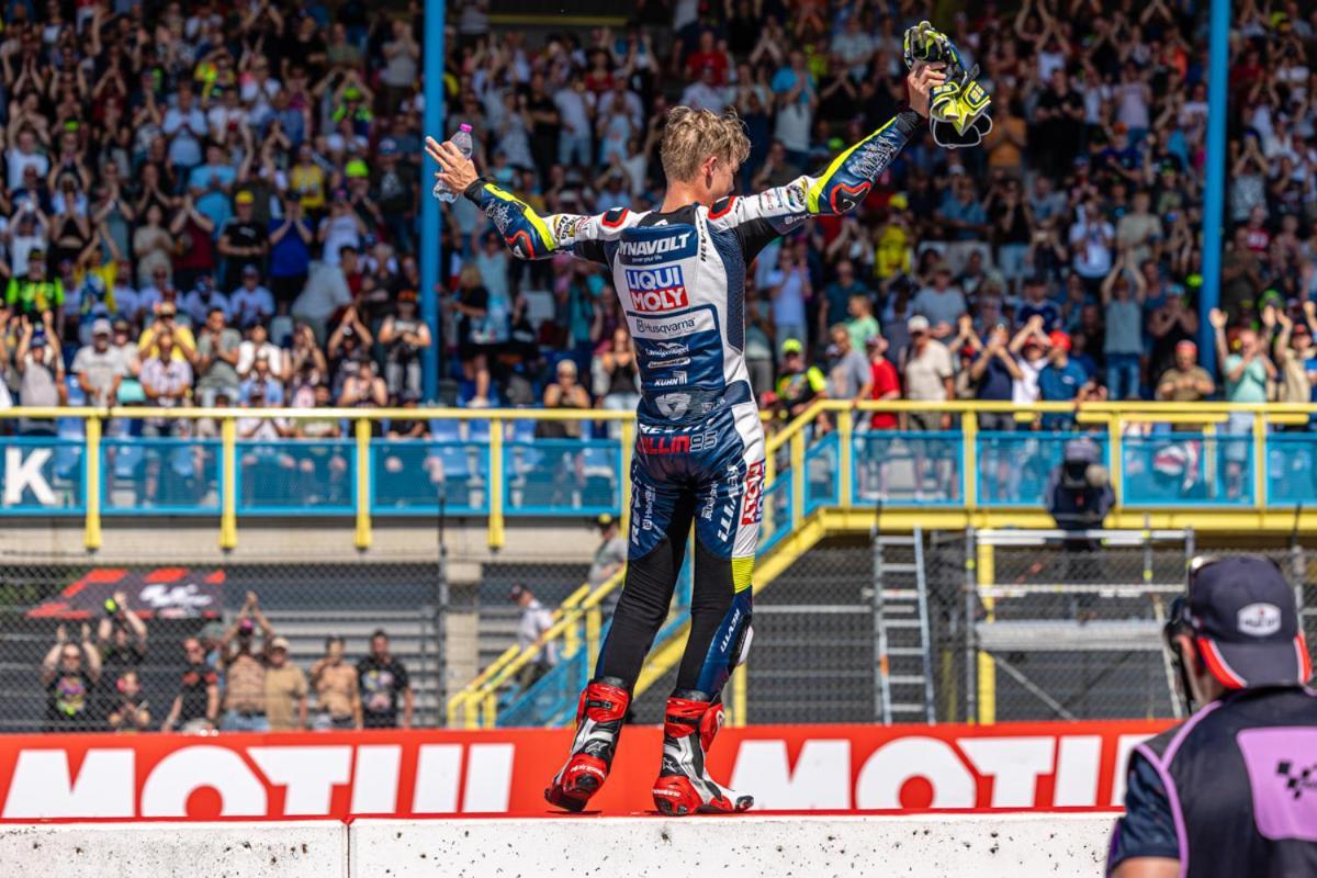 100 Jaar Tt Circuit Assen 2025 Glamping Incl Stroom Esterno foto