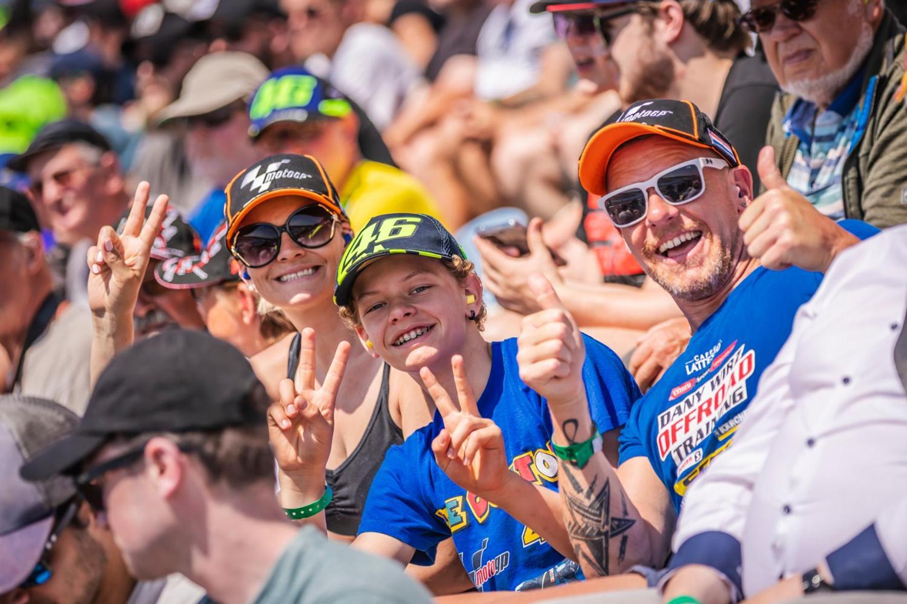 100 Jaar Tt Circuit Assen 2025 Glamping Incl Stroom Esterno foto